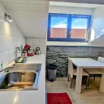 Nid De Hypercentre, Thermes A 1 Min, A Pied Apartment
